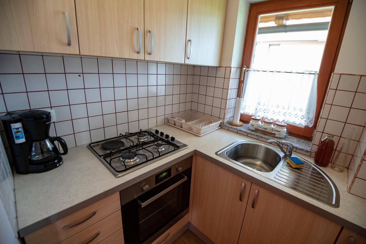 Vineyard Cottage Pod Piramido Dobrnic Екстер'єр фото