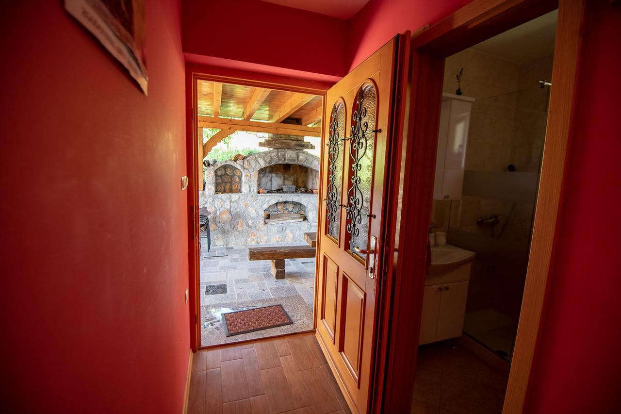 Vineyard Cottage Pod Piramido Dobrnic Екстер'єр фото